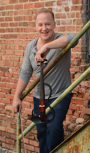violinist Christian Howes