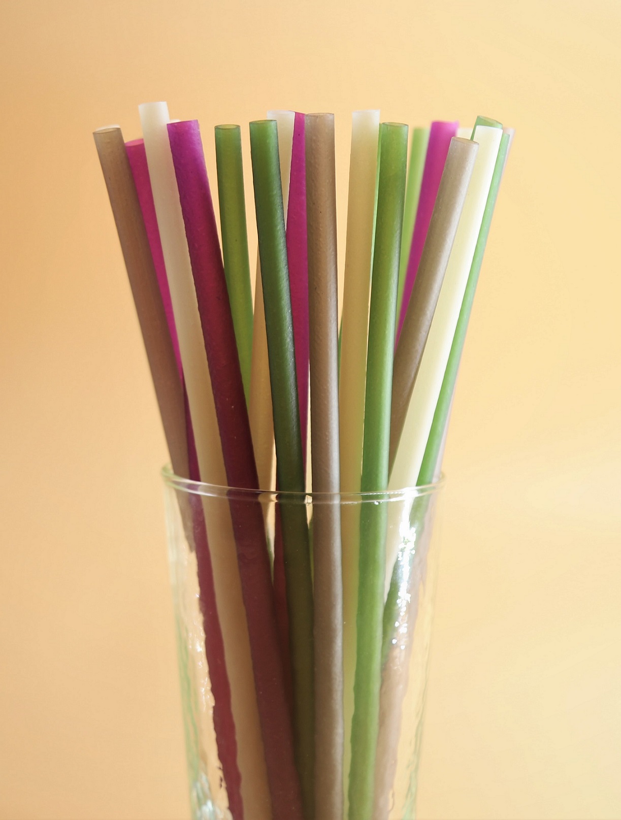 straws unsplash