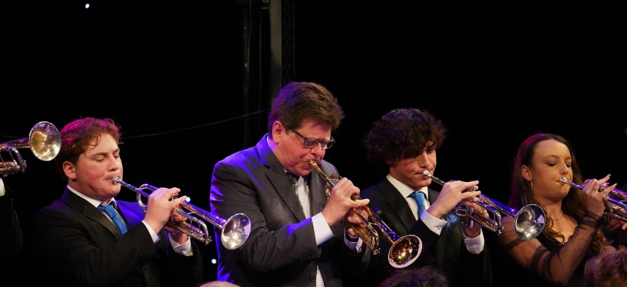 Jazz trumpeter Wayne Bergeron performs with TKA's horn section