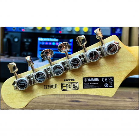 Pacifica SC back of headstock showing tuners