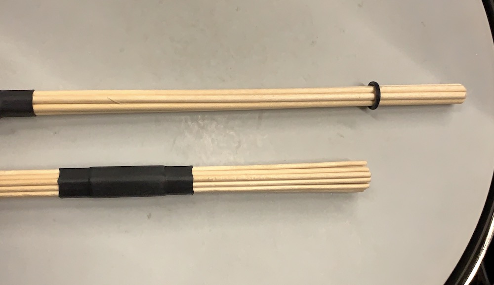 Vbestlife 1 Pair Rod Drumsticks Bamboo Drum Brushes Sticks for Drum Lovers 
