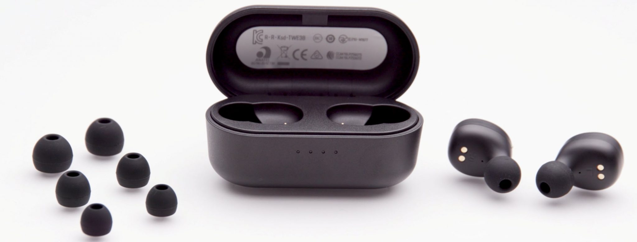 How to Get the Best Fit from Earbuds and Headphones