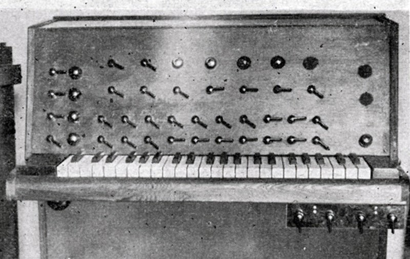 Vintage organ synthesizer.