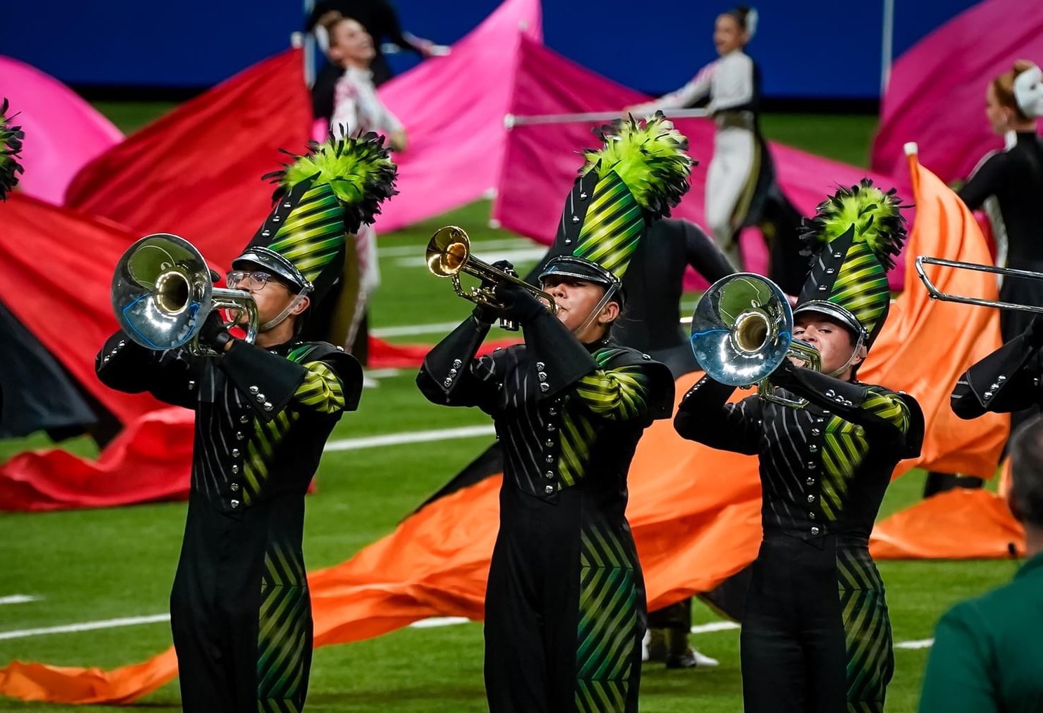 Green marching band uniform  Marching band, Band uniforms, Marching band  uniforms