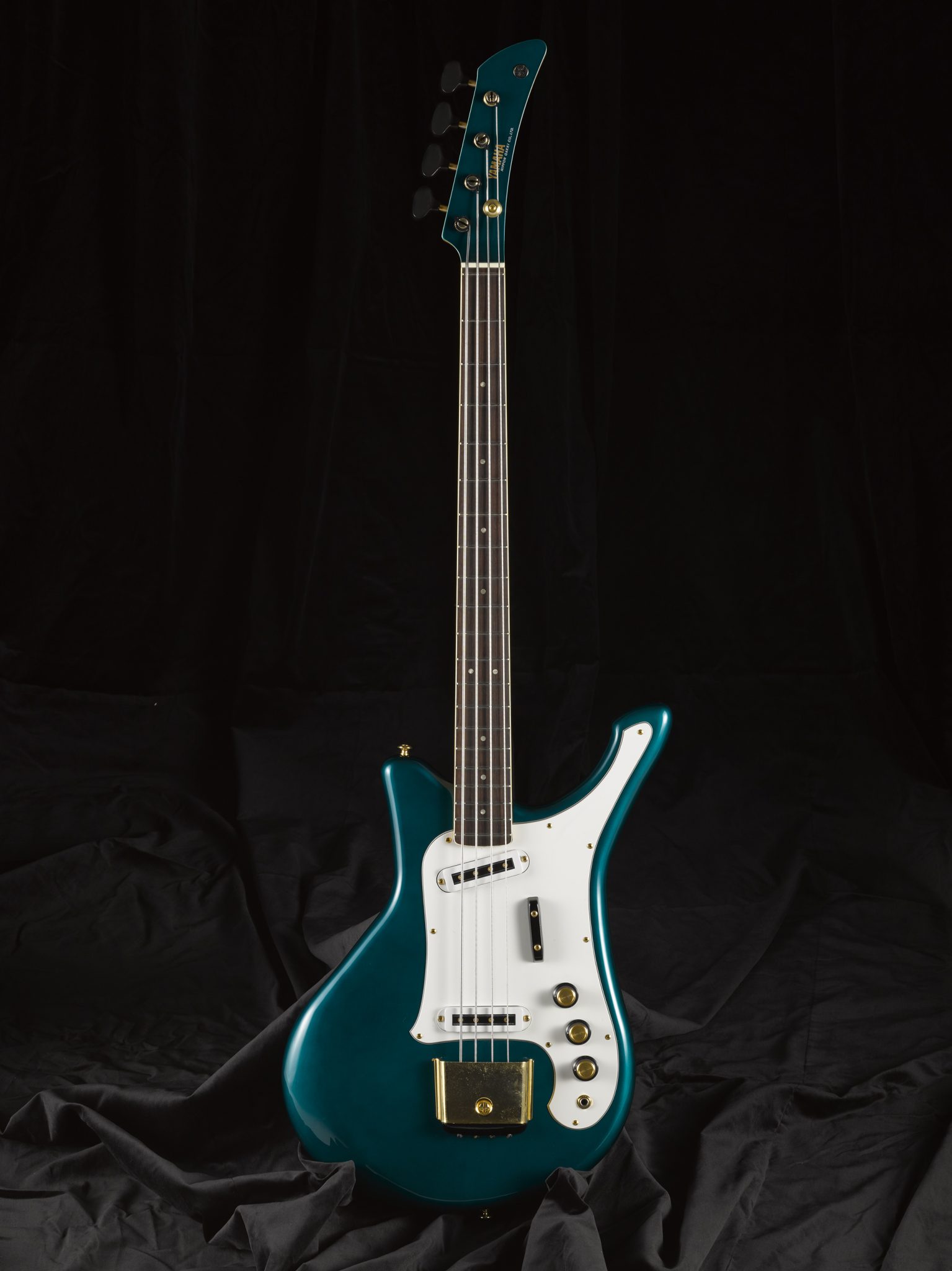 A Brief History Of Yamaha E;ectric Bass Guitars