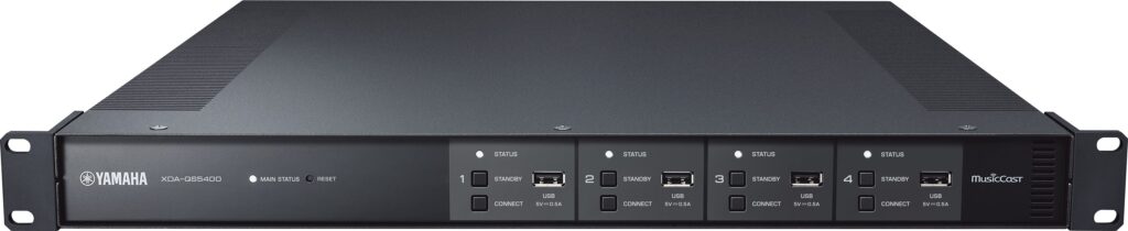 Front panel of a Yamaha quad streamer.